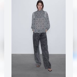 New Zara ruffle print top. Sz Large.